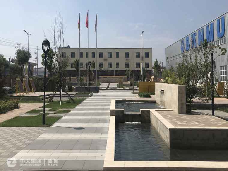 集團(tuán)公司董事長(zhǎng)張洪運(yùn)蒞臨歐貝姆公司調(diào)研指導(dǎo)工作